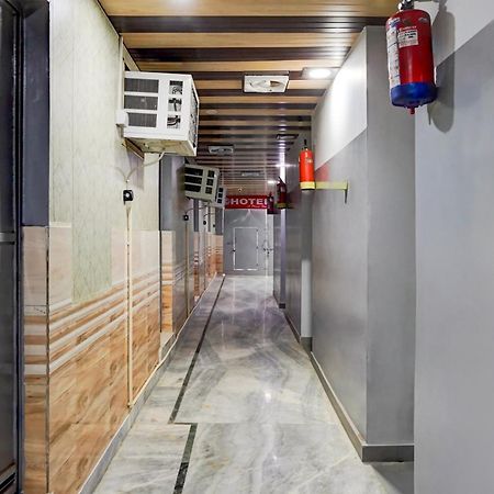 Hotel O Anant Ghaziabad Eksteriør billede